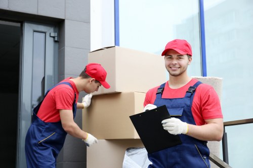 Man and van moving service in Putney with loading support