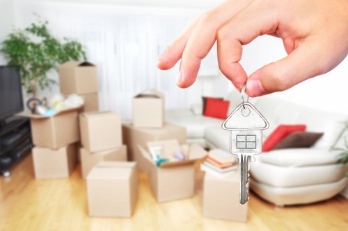 Short-term storage unit in Putney for furniture and business items
